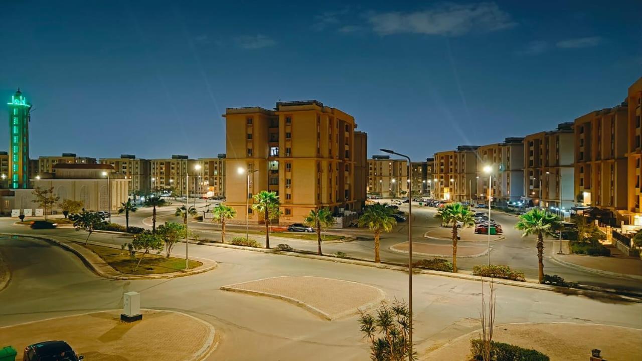 Elegant 3-room With Modern Amenities In Gardenia Compound Apartment *